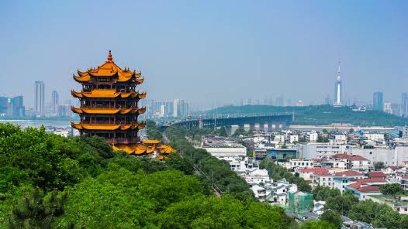 د چين ووهان ښار لا ډېر وپېژنئ!