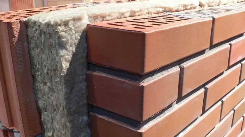 د کور عایق کول   House insulation