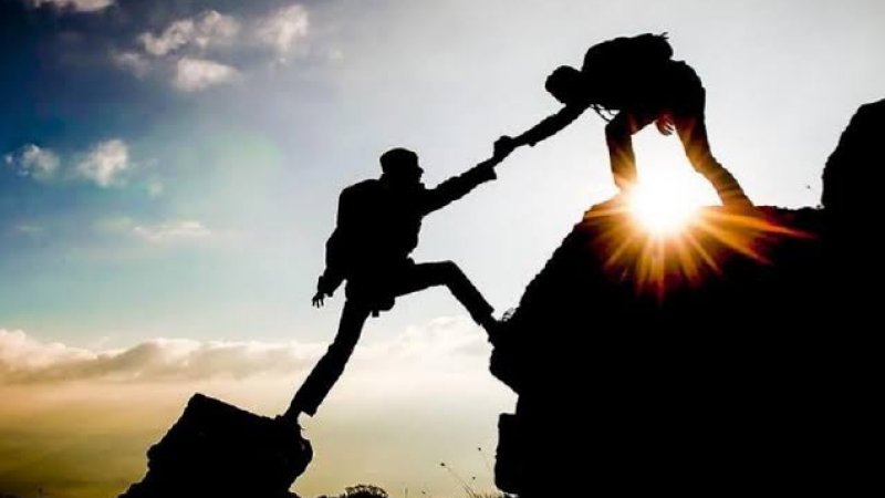 د ملګرو په انتخاب کې کومو ټکو ته پام وکړو!؟