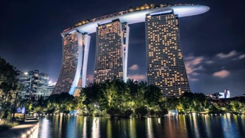 پرېوتی سينګاپور چا په پښو ودراوه ؟