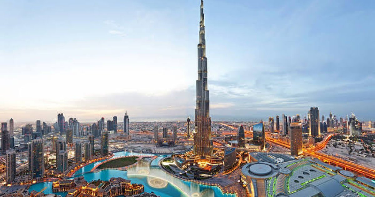 برج خلیفه؛ د نړۍ تر ټولو دنګه ودانۍ