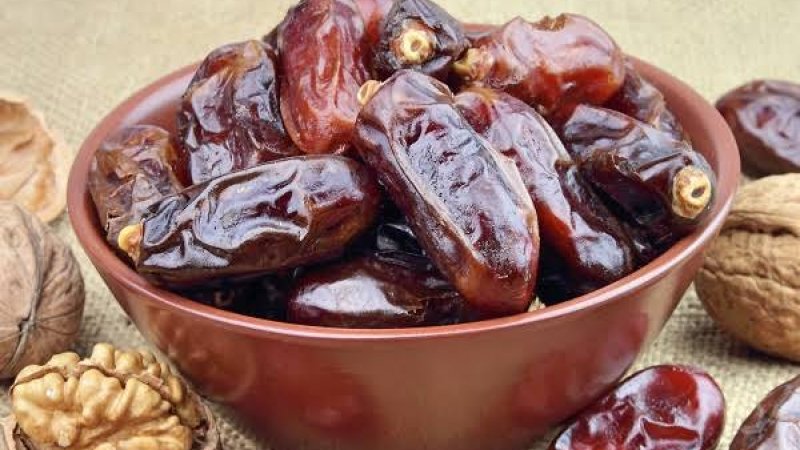 خرما (کجورې) او روغتيايي ګټې یې