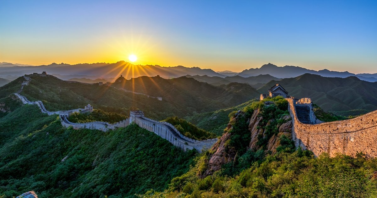 د چين دېوال حيرانوونکې کيسه!