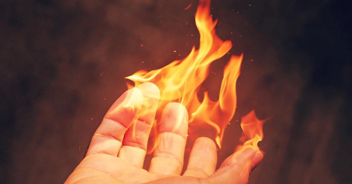 د سوځیدو درملنې لپاره اسانه کورنۍ نسخې