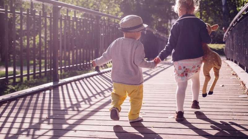 د اولاد تربیه او کورنی چاپېریال