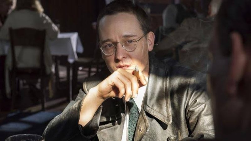 د بېرتولت لنډ ژوندلیک